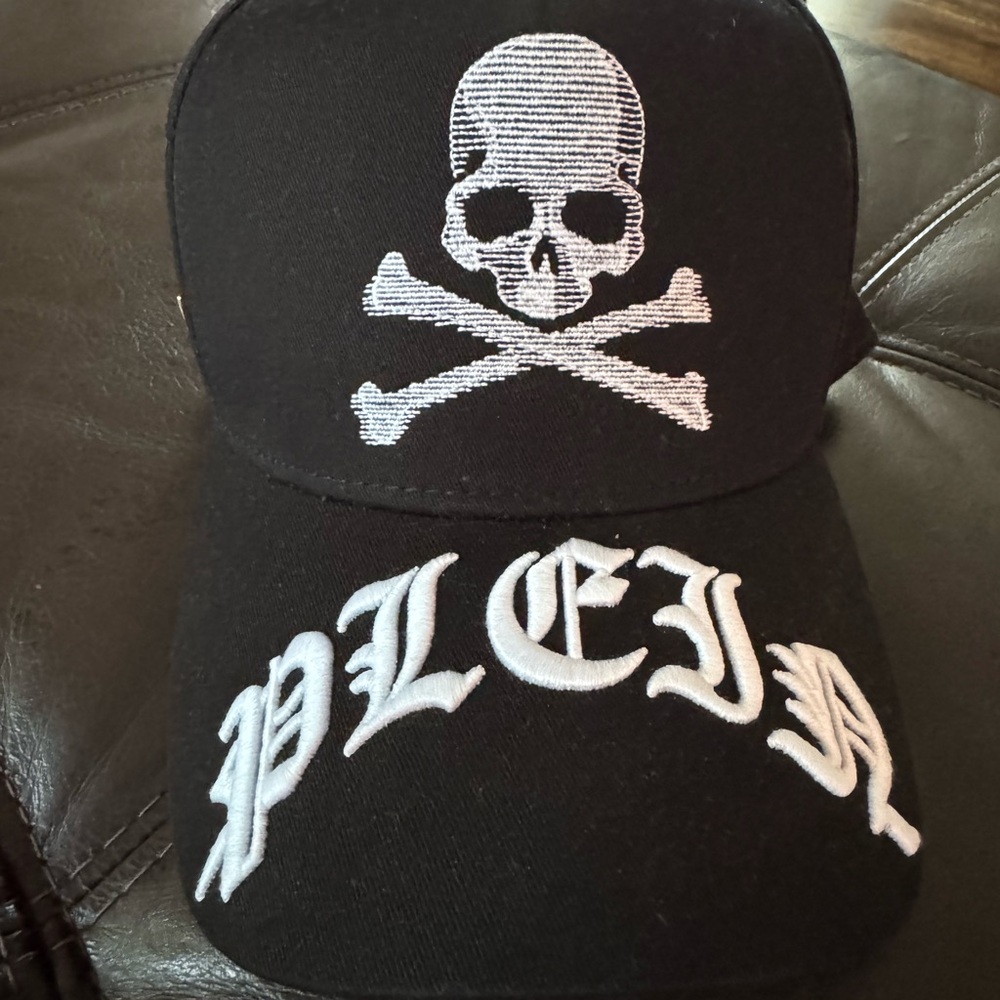 Philipp Plein Black and White Skull Hat
